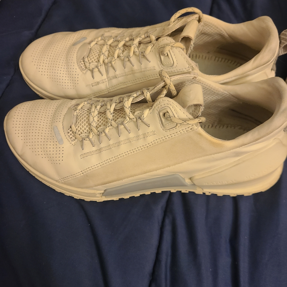 Ecco Women's Beige Sneakers